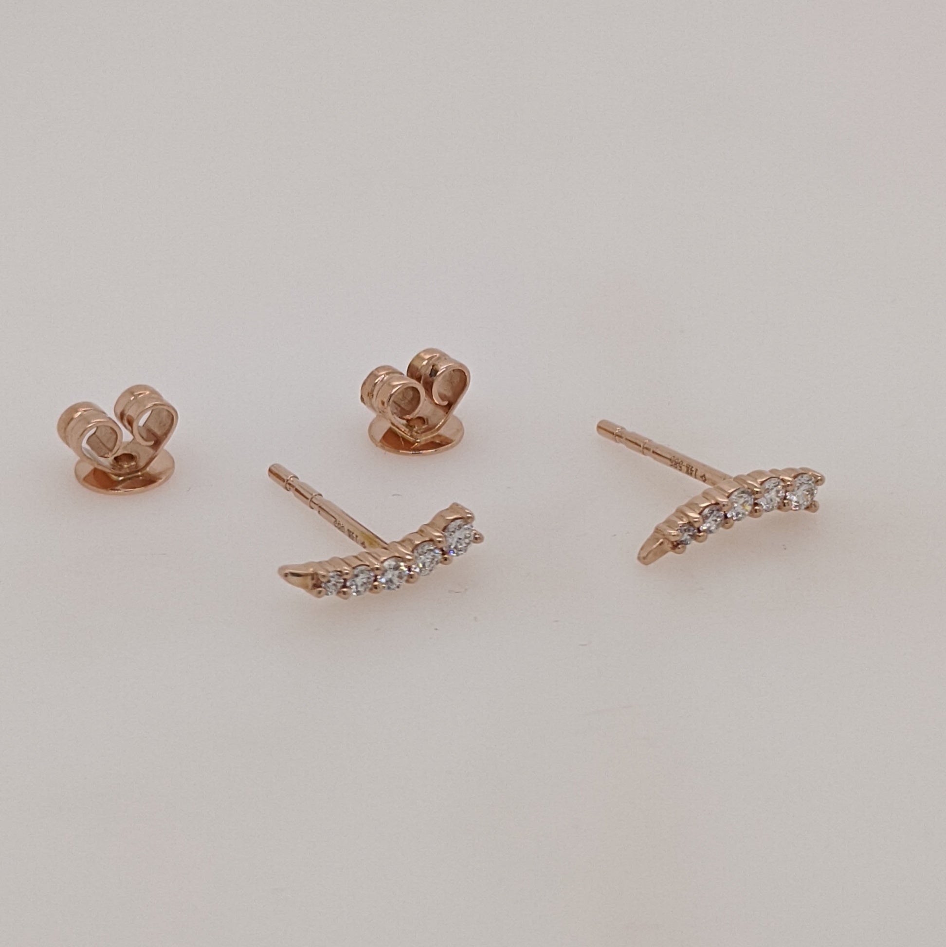 ピアス MORELLATO 8218 1PONT DIAMOND PIERCED EARRINGS DIAMONDS Sterling Silver 0.10 ct. Diamond Love Knot Stud Earrings